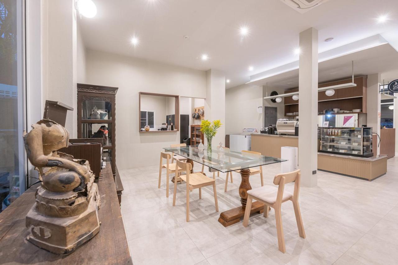 Alt Pingriver Coworking & Coliving Space Τσιάνγκ Μάι Εξωτερικό φωτογραφία